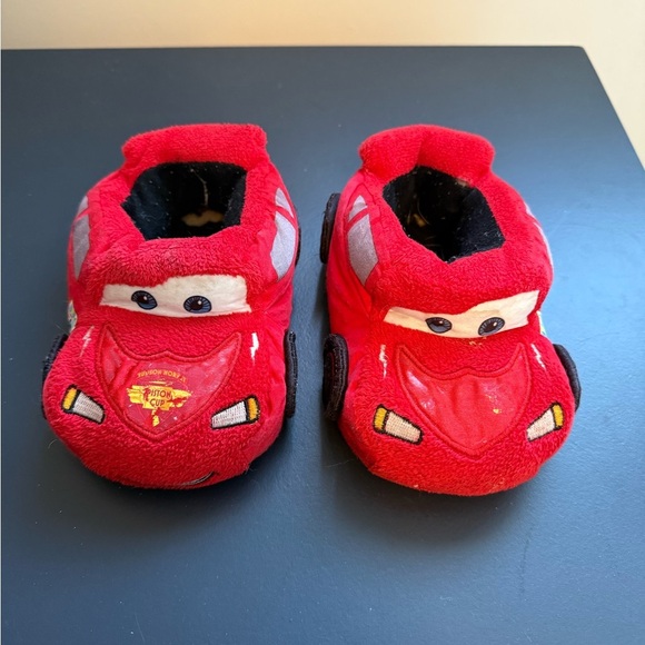 Disney Other - Disney Red and Black Lightning McQueen Stuffed Toy